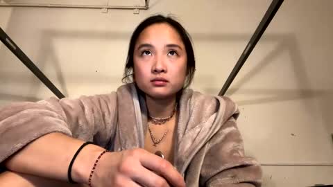 chellybear101 online show from December 4, 11:57 pm