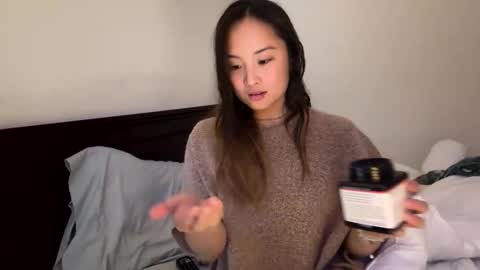 chellybear101 online show from February 9, 7:05 am