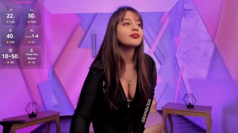 Snapshot of chellyguzman chatting on June 4, 12:00 pm chellyguzman online show from June 4, 12:00 pm