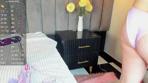 chelsea_bolton_ online show from December 4, 12:36 pm