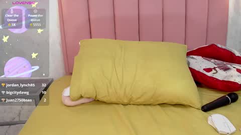 Camila  online show from December 10, 7:05 am