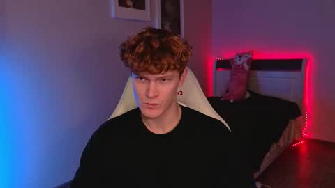 LUCASRYANPVT IS OPEN online show from November 17, 1:39 pm