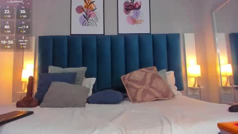 Snapshot of cheneelllorens chatting on December 13, 8:15 pm online show from December 13, 8:15 pm