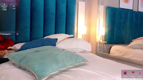 Snapshot of cheneelllorens chatting on February 8, 2:04 am online show from February 8, 2:04 am