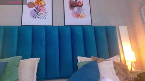 Snapshot of cheneelllorens chatting on March 11, 6:41 pm online show from March 11, 6:41 pm