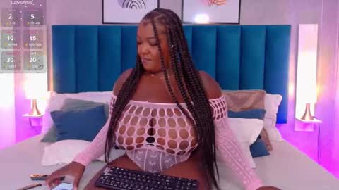 Snapshot of cheneelllorens chatting on September 27, 8:36 pm online show from September 27, 8:36 pm