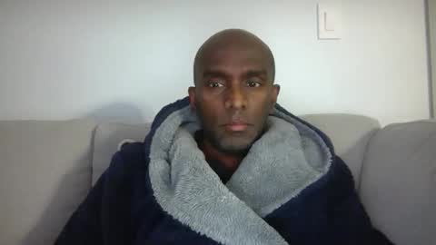 chenthu1979 online show from April 25, 11:02 am