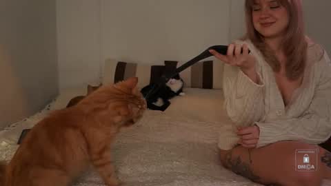 Ri online show from February 25, 1:21 pm