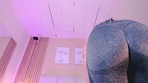 cherlyn_1 online show from July 4, 2:56 pm