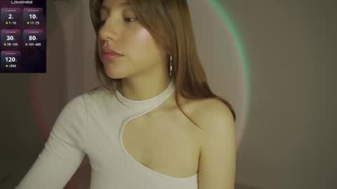 Snapshot of cherry__peach chatting on September 28, 1:49 pm Holly online show from September 28, 1:49 pm