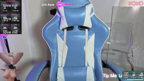 Snapshot of cherry_blossom_miss chatting on December 3, 4:38 pm cherry_blossom_miss online show from December 3, 4:38 pm