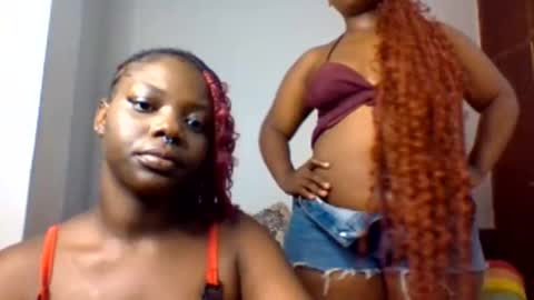 Fafa online show from April 14, 1:11 am