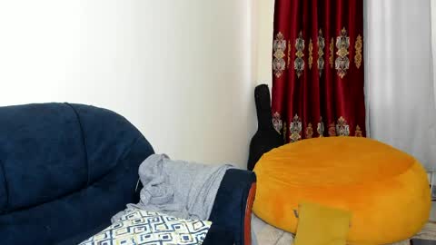 cherry_falls online show from May 9, 8:52 am