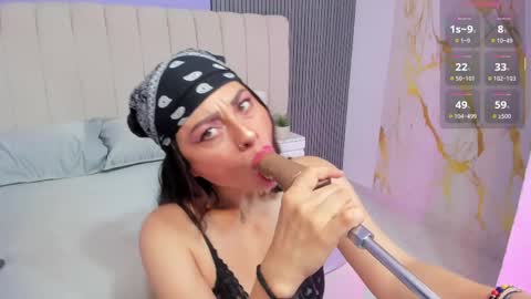 Muriel online show from May 15, 4:08 am