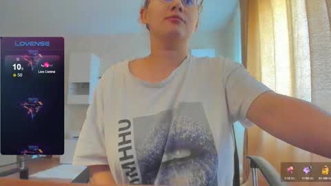 mayra online show from February 23, 9:33 am