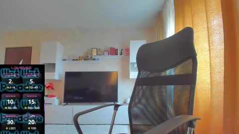 mayra online show from November 13, 10:03 am