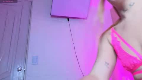 Snapshot of cherry_vega_1 chatting on December 14, 12:21 pm cherry_vega_1 online show from December 14, 12:21 pm