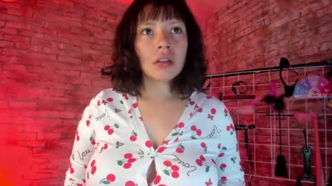     online show from September 29, 11:37 am