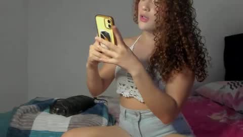 cherryblossom_23 online show from May 20, 1:01 am