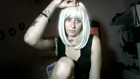 cherryblushxo online show from March 25, 5:57 am