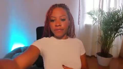 Snapshot of cherrybr_ chatting on June 28, 6:47 pm Cherry Lady online show from June 28, 6:47 pm