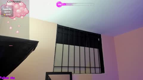 Snapshot of cherrycurvy_01 chatting on December 2, 7:09 pm Sofia online show from December 2, 7:09 pm