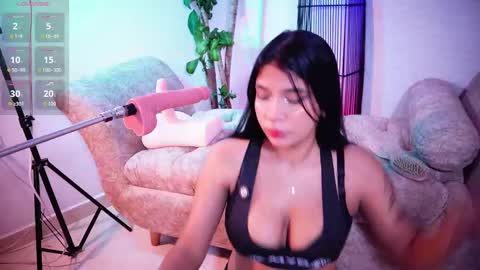 Snapshot of cherrygh_ chatting on September 19, 3:19 am Cherry online show from September 19, 3:19 am