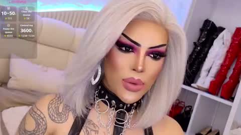 Snapshot of cherryharper chatting on June 26, 3:55 am THE ALPHA GODDESSOFSEXUALDESIRE online show from June 26, 3:55 am