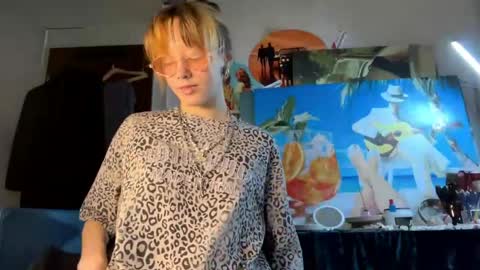 Nika online show from May 4, 3:19 pm