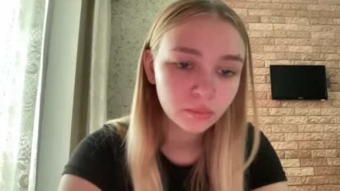 Lei online show from July 3, 7:37 am