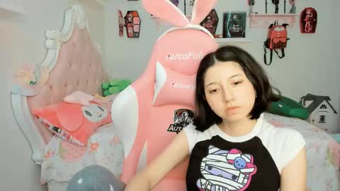 cherrycute666 online show from October 11, 9:57 pm