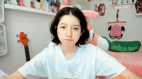 cherrycute666 online show from December 3, 10:52 pm