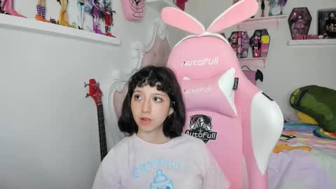 cherrycute666 online show from February 14, 1:24 am