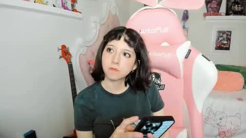 cherrycute666 online show from March 6, 5:15 am