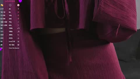 Loise online show from February 18, 6:26 pm