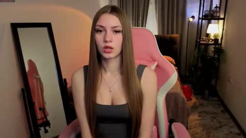 Cheryl online show from February 19, 2:46 pm