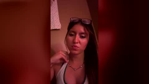 cheyenne_p online show from August 3, 1:48 am