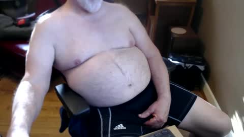 Snapshot of chgodad chatting on February 13, 9:49 pm chgodad online show from February 13, 9:49 pm