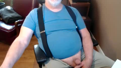 Snapshot of chgodad chatting on February 25, 10:29 pm chgodad online show from February 25, 10:29 pm