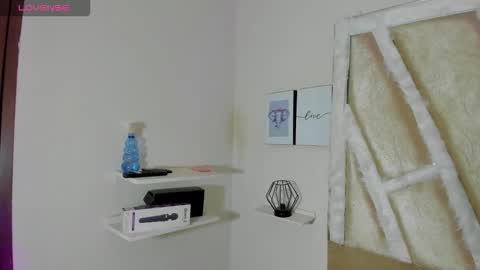 chhloe69 online show from February 20, 1:11 pm