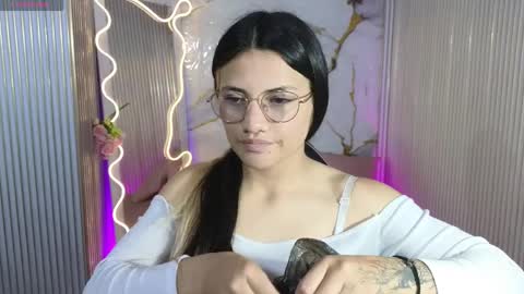 Chiara  online show from April 4, 7:11 pm