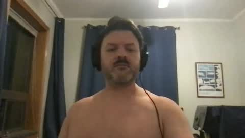 Snapshot of chicagoguy7183 chatting on December 22, 5:26 am chicagoguy7183 online show from December 22, 5:26 am