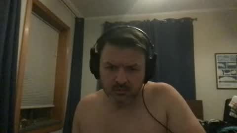 Snapshot of chicagoguy7183 chatting on February 19, 5:47 am chicagoguy7183 online show from February 19, 5:47 am