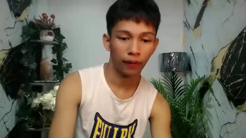 Snapshot of chick_renz chatting on October 2, 3:52 pm chick_renz online show from October 2, 3:52 pm