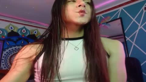 chico_explosivo online show from April 6, 12:30 am