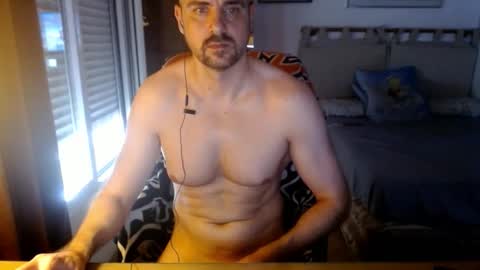 Snapshot of chicocam1983 chatting on September 20, 4:19 pm chicocam1983 online show from September 20, 4:19 pm