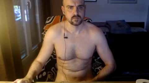 chicocam1983 online show from January 18, 4:44 pm