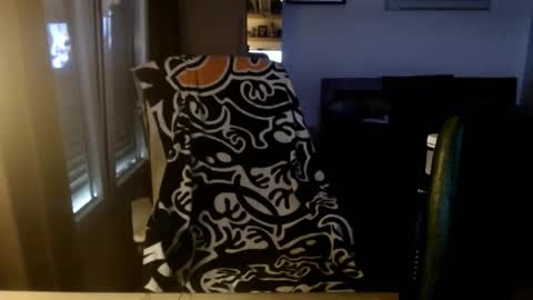 chicocam1983 online show from May 4, 3:52 pm