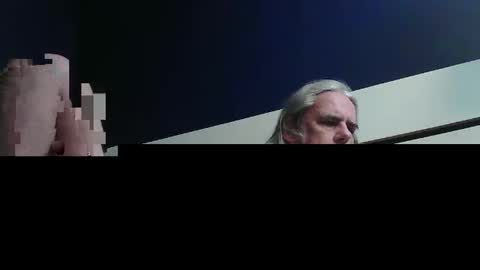 Snapshot of chiguitar chatting on February 4, 12:00 pm chiguitar online show from February 4, 12:00 pm