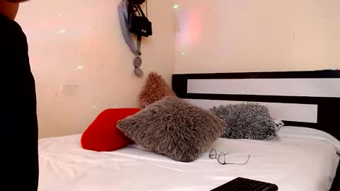 Snapshot of chikandela chatting on June 3, 8:47 pm Valentina online show from June 3, 8:47 pm
